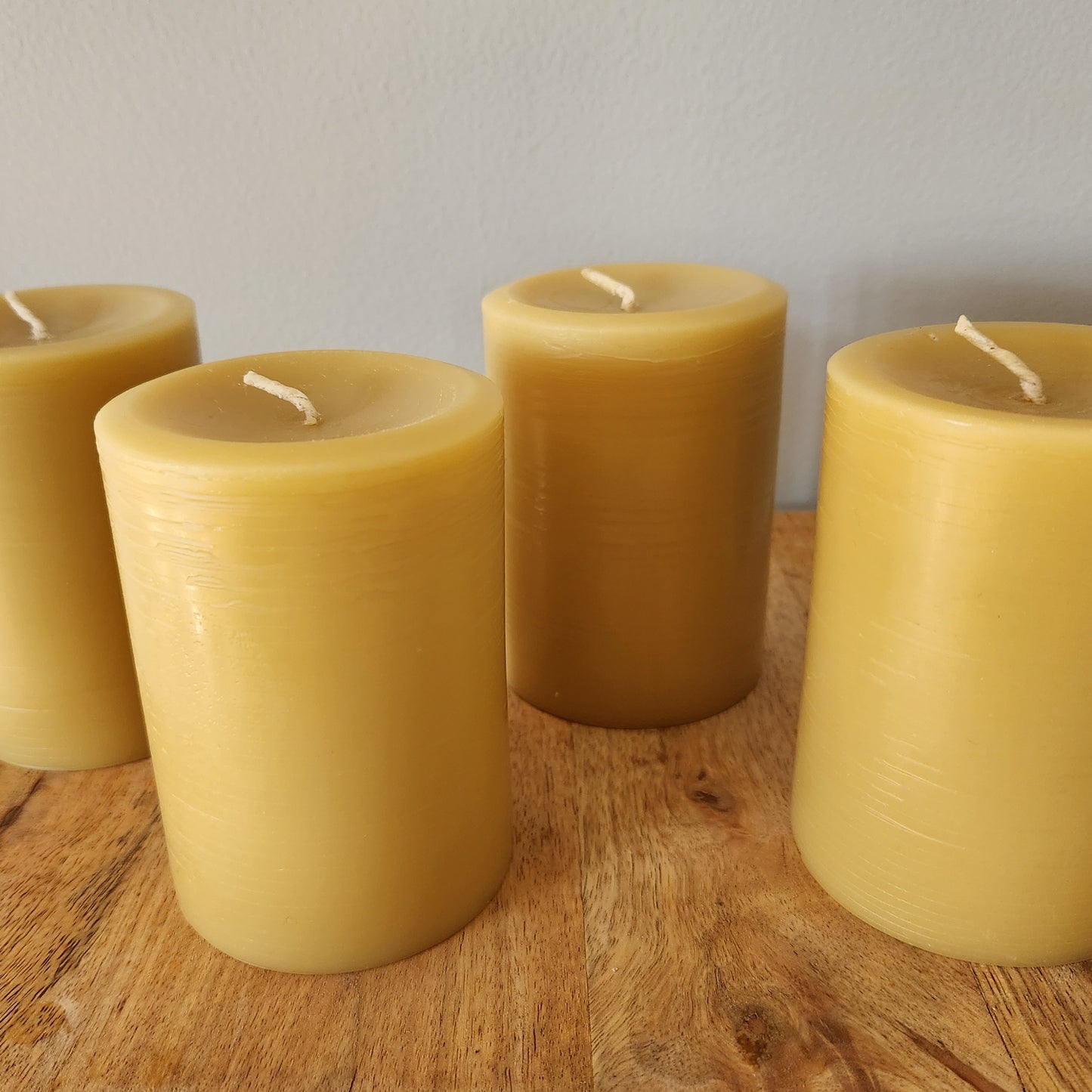 Australian Pure Beeswax Pillar Candle - 10cm | 70 hour burn time