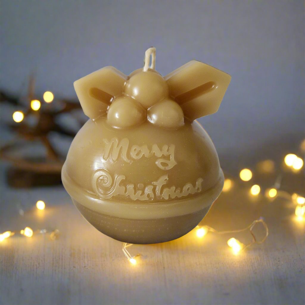 Beeswax Bell & Reindeer Christmas novelty candle set
