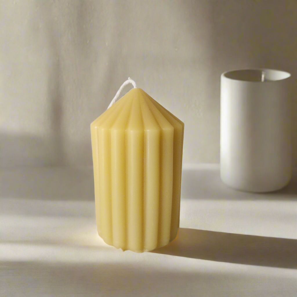 Beeswax Circus Pillar - short