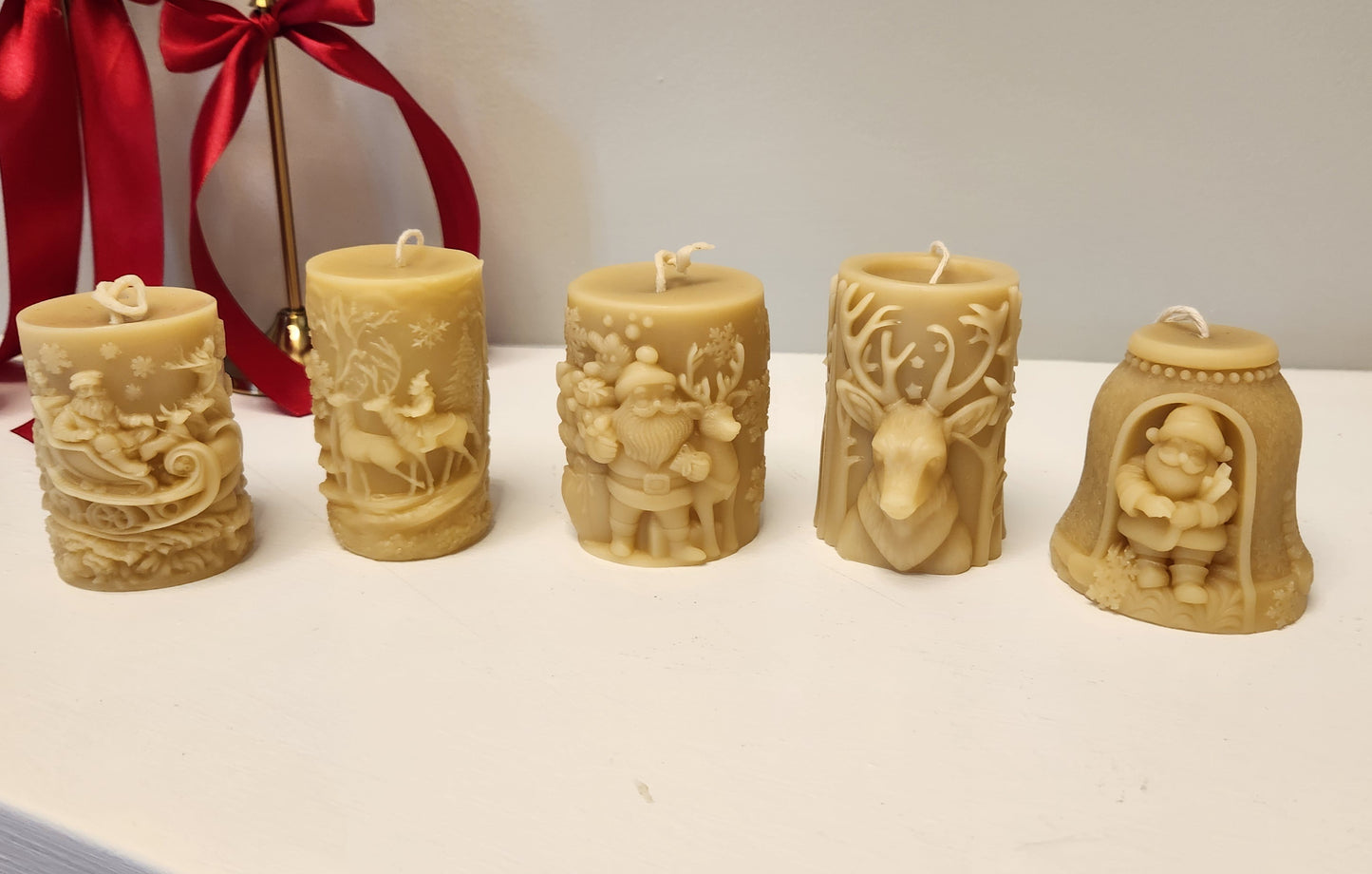 Deluxe Christmas Novelty Beeswax Candle Gift box