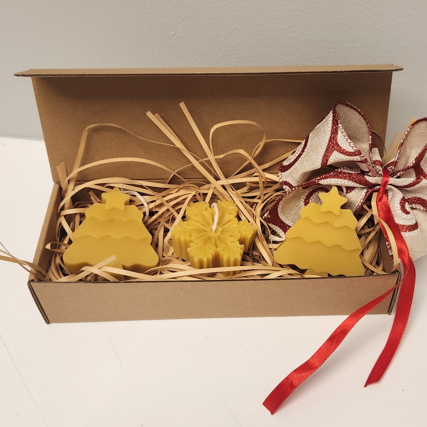 Beeswax Christmas Candle 3 piece Gift Box
