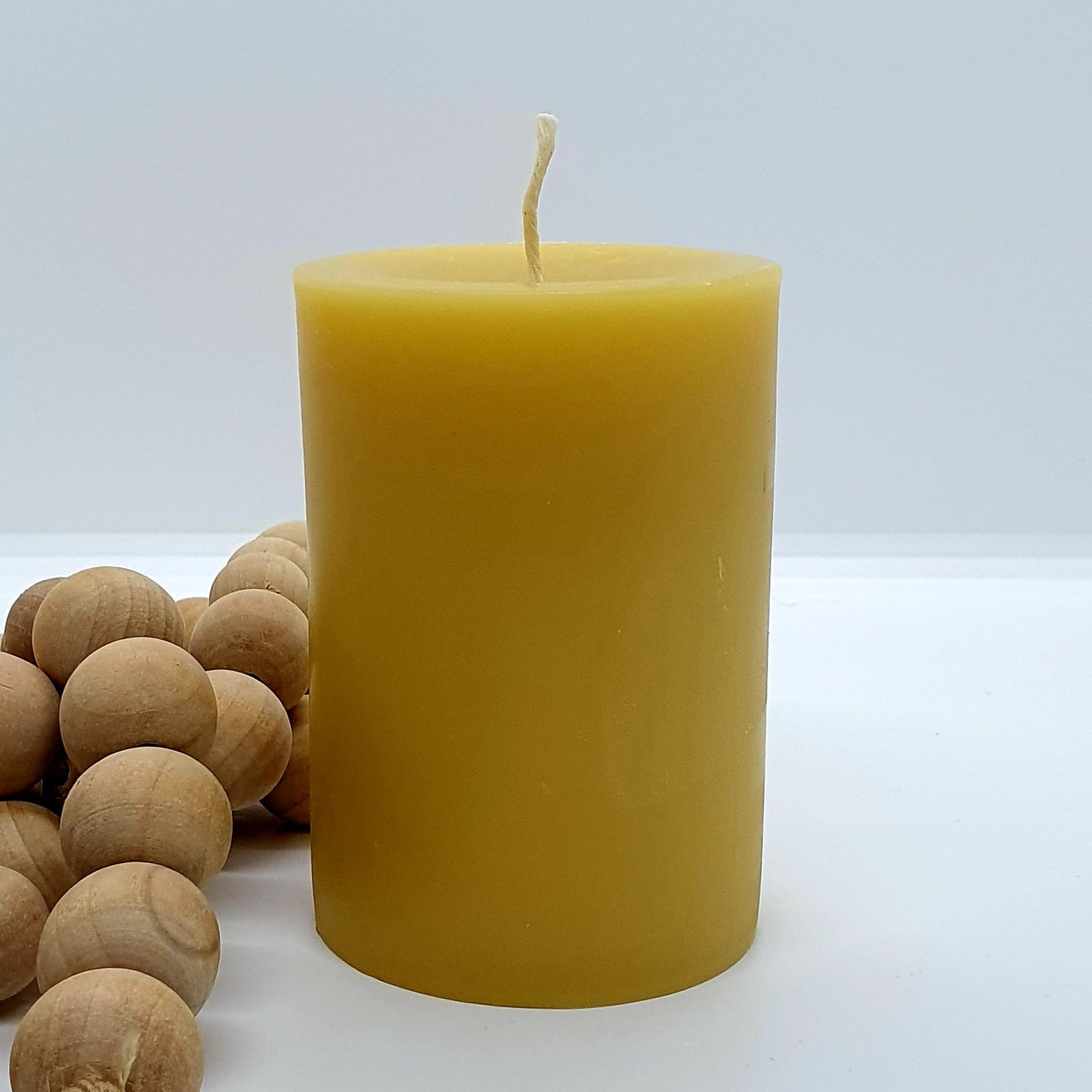 Australian Pure Beeswax Pillar Candle - 10cm | 70 hour burn time
