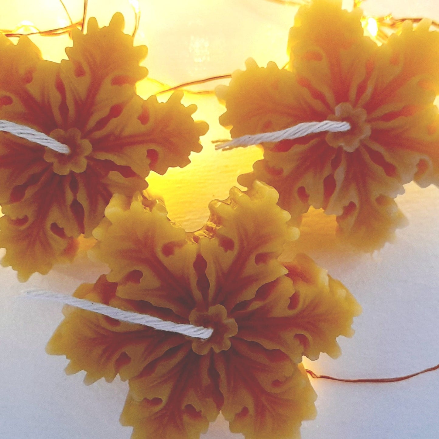 Beeswax snowflake candle