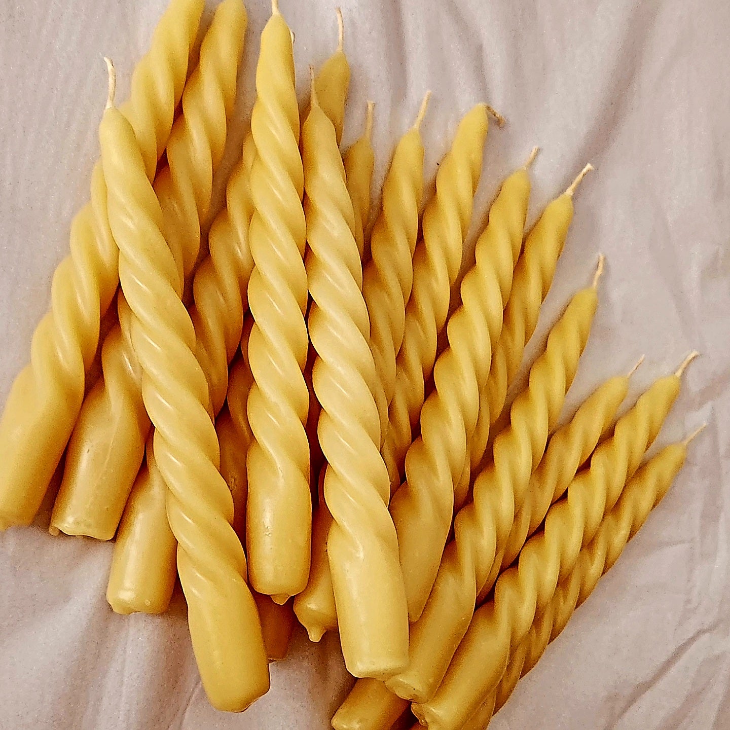 Beeswax twisted / spiral dinner / taper candles 4 pack