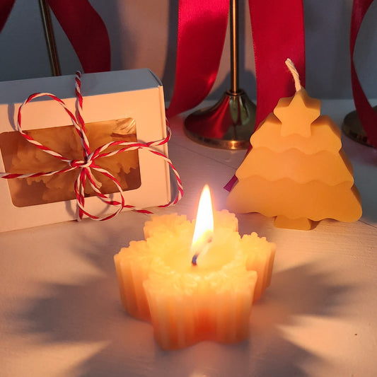 Beeswax snowflake candle
