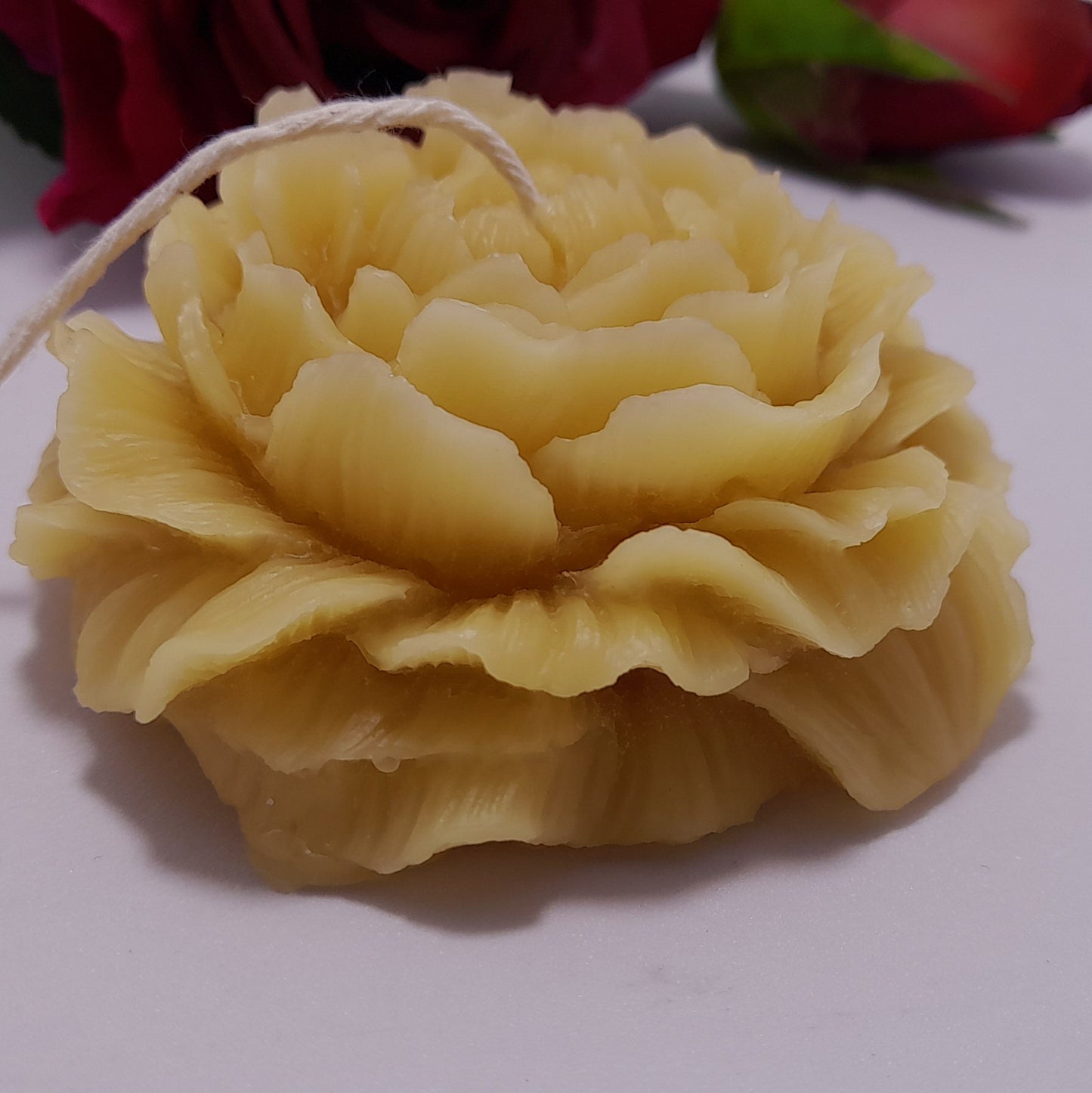 Peony beeswax candle